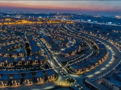 5 Bedrooms Villas For Sale in Stone Park 530m²